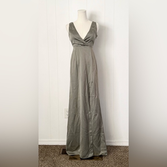 BHLDN NWT Anthropologie Piper V-Neck Side Slit Satin Gown Dress Size 0 Moss - Picture 2 of 10